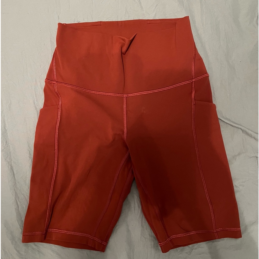Align biker shorts 8” with pockets